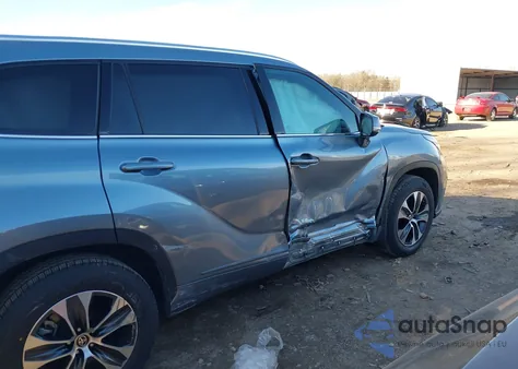 2021 Toyota Highlander Xle from USA, damaged, VIN 5TDGZRBH2MS098706